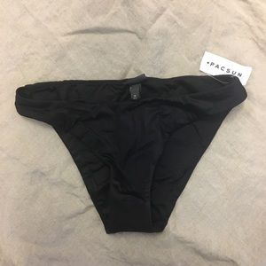 L.A. Hearts medium black bikini bottom